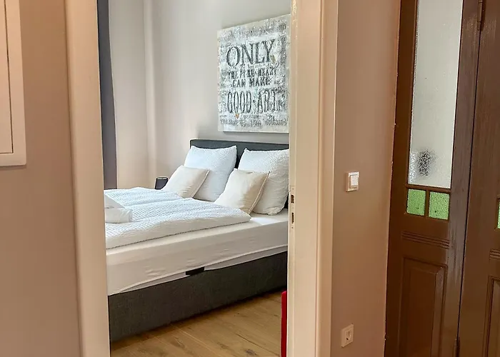 Uferresidenz - Altbau-juwel Mit Terrasse, Garten Und Wasserblick * 奥尔登堡